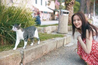 圧倒的美 乃木坂46金川紗耶、ランジェリーや水着まで見せる1st写真集が