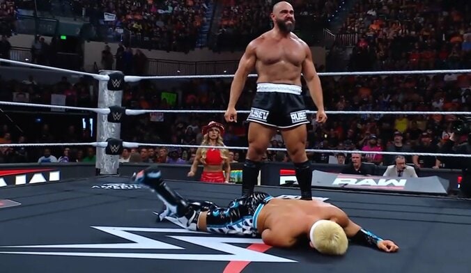 【写真・画像】　1枚目