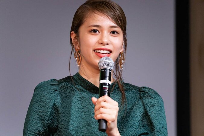 西内まりや、ファンに呼びかけ「ライブ配信。楽しみにして」 9枚目