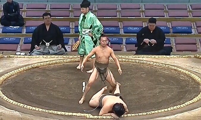 【写真・画像】　1枚目