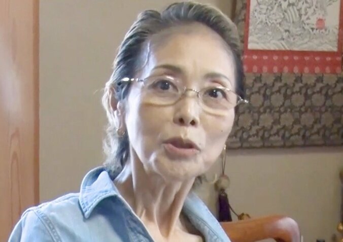 【写真・画像】ステージ4のすい臓がんで余命宣告の土屋アンナの母、手術ができない理由を明かす　1枚目