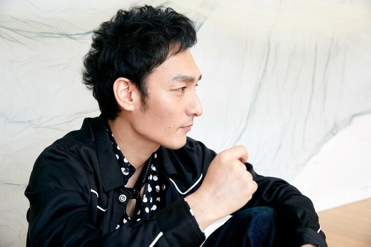 【画像】草なぎ剛＆中村倫也が“問題あり”の兄弟役で初タッグ 互いの印象は？『台風家族』インタビュー