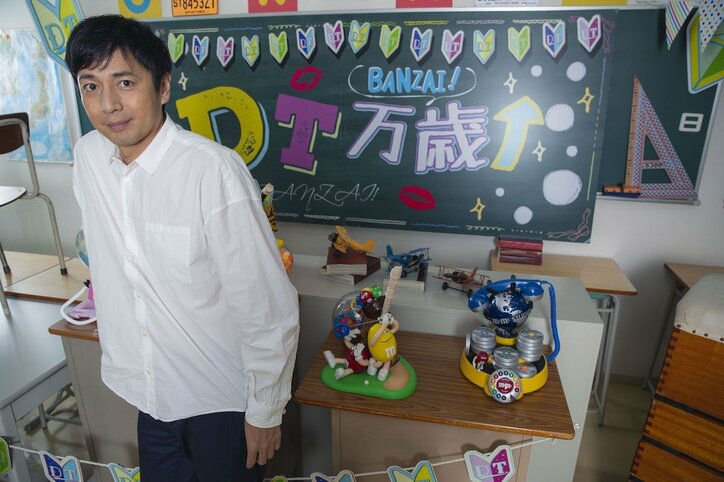 徳井義実、「初体験は高2の秋」と告白 “初”の緊張から失敗するDTに共感