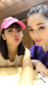 平野ノラ、藤田ニコルとの“ニコノラショット”に反響「ゲロマブいい女」