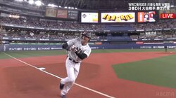 大谷翔平がフォークを片手で拾ってバックスクリーン弾　衝撃打球にファン困惑「意味わからん」「次元が違いすぎる笑」「一人だけレベルが違う」