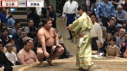 「新車のSUV買えます」力士が手にした“懸賞金ドリーム”に元若乃花も驚き “リアルな解説”に「俺の一年、正代の2日」ネット愕然