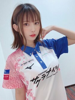 えなこがMリーガーに！？KADOKAWAサクラナイツのユニフォーム姿にファンがメロメロ「似合い過ぎ」「同卓したいわ笑」