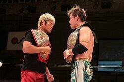 「受けて勝つ」潮崎豪、ノアイズム全開の王座防衛 8.10横浜では拳王とのダブル王座戦へ