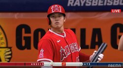 大谷翔平、大事を取ってスタメン外れるも代打で登場 結果は三振も規定打席に到達 エンゼルスは3連敗