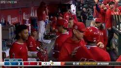 「お先ー」「おつかれー」大谷翔平、2打席で“早退”も笑みが溢れるエンゼルスベンチの和やか空間「フィリップスニッコニコ」