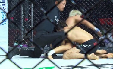 画像】ケラモフが下からのパウンドで眠る衝撃の瞬間 | 格闘技 | ABEMA