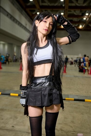 FF7』ティファのコスプレで臨んだコミケ初参加！マルチなシンガーの「似合わせ」から生まれた美ショット | アニメニュース | アニメフリークス