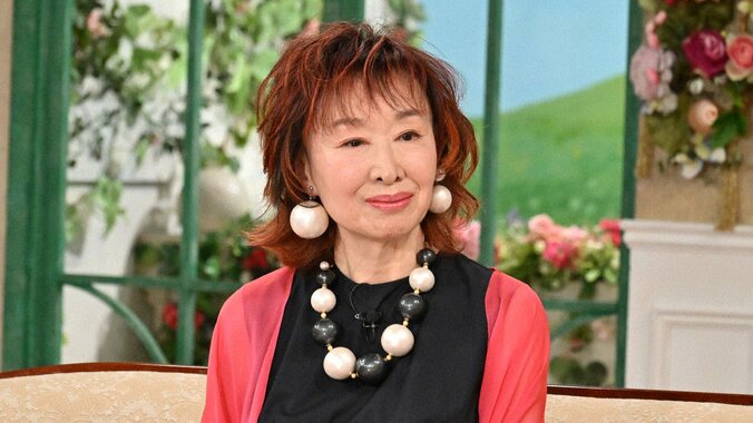 三田佳子「金婚式はやらない」結婚25年目で思い出のタヒチを再訪も「50年は2人とも知らん顔」 5枚目