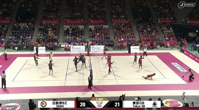 ラインズマンが割れた