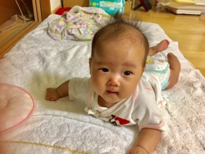 森渉、娘と自身の2歳の写真が激似で驚愕「同じ顔！！」 2枚目