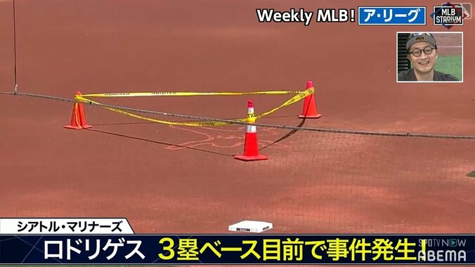 チームメイトも“事故扱い”の珍プレー メジャー大注目の若手選手が三塁直前で転んでジタバタ「泳いでるｗ」「笑えるｗｗ」 1枚目