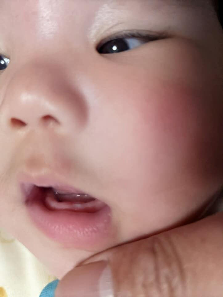  チェリー吉武、娘の歯が生えてきたことを報告「成長ナメてました」 