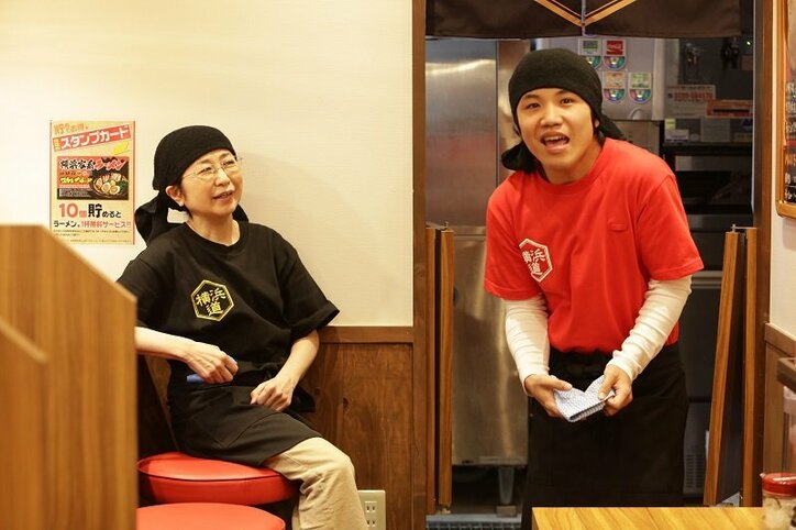 ルフィの声でお馴染みの田中真弓、ラーメン屋の店員としてゲスト出演! ドラマ「#声だけ天使」