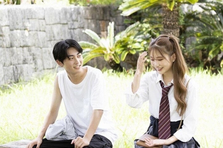 Popteenモデル・れあの家庭的な一面に男子2人がメロメロ「家庭的」「料理できる子が好き」『恋ステ2021秋 沖縄』第4話