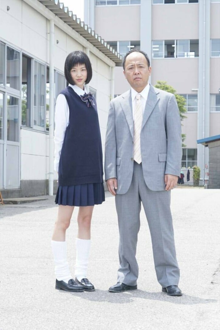 映画『ここは退屈迎えに来て』“繊細に役に寄り添う”特写が一挙解禁　著名人からのコメントも到着