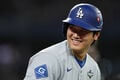 何してんの…！？ 大谷翔平、目を疑う“まさかの行動”「すげえw」試合前のリアクションが話題に「ワールドシリーズやぞ？w」