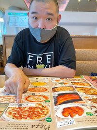 内山琴『初サイゼリアで感動』