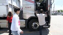 1年前に大動脈が破れ、死にかけた依頼者「大型トレーラーを縦列駐車してみたい！」運送会社が協力のもと成功なるか？