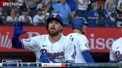 大谷翔平の同志が移籍先で初打席初アーチ！「俺たちのウォルシュ！」鈴木誠也の頭上を越える126m弾に笑顔満面の瞬間