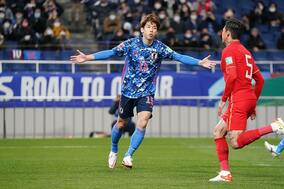 やはり日本代表には大迫勇也が必要？　フィニッシャー不在で前半の決定機決め切れず