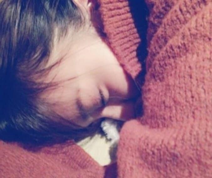 「2017年の顔」に選出された岡田結実、可愛すぎる“ネズミ姿”を披露 2枚目