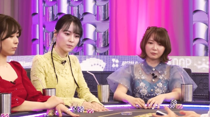 【映像】美女の揺さぶりを完全スルー“鉄仮面”リアクション