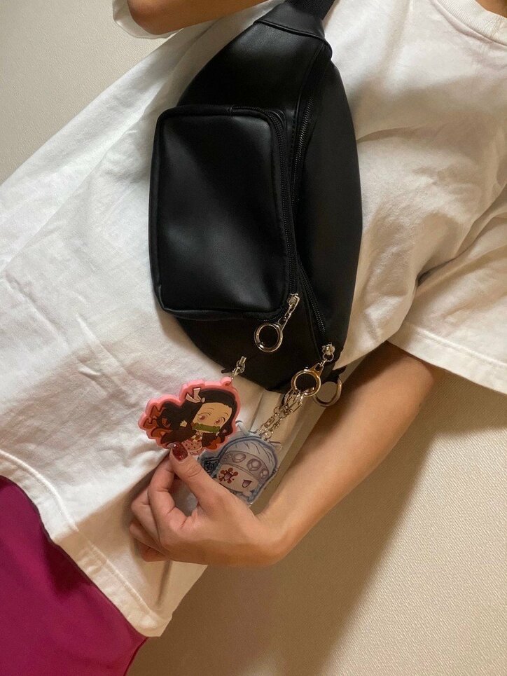 「鬼滅の刃」グッズ通販開始!ファッションに推し活を忍ばせるプチキャラグッズが人気