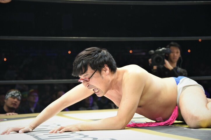 クロちゃん、山ちゃん、純烈も登場でファン騒然　“プロレスじゃない”プロレス「マッスルマニア」とは、何だったのか？
