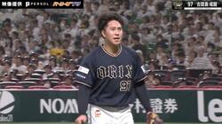 オリックスの“燃えるルーキー”に一体、何が起こった！？ マウンド上で飛び跳ねて絶叫　絶体絶命…サヨナラ大ピンチ→感情爆発の“ド派手リアクション”が話題に