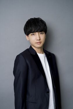 「王道な部分を1つ1つ踏んでいくような作業」声優・小林千晃のアニメ「マッシュル」での演技プランとは？