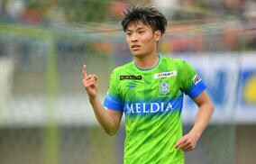 【2022年カタールへ期待の選手vol.110】欧州関係者が「E-1最大の収穫」と認めた大型FW。近未来の代表1トップへ飛躍を！/町野修斗（湘南ベルマーレ/FW)