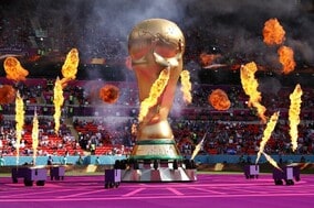 ４か国バトル続行は３組！日本の金星で“異変”のE組は要注目！世界に衝撃を与えたサウジは28年ぶりの16強へ【W杯GS最終節】