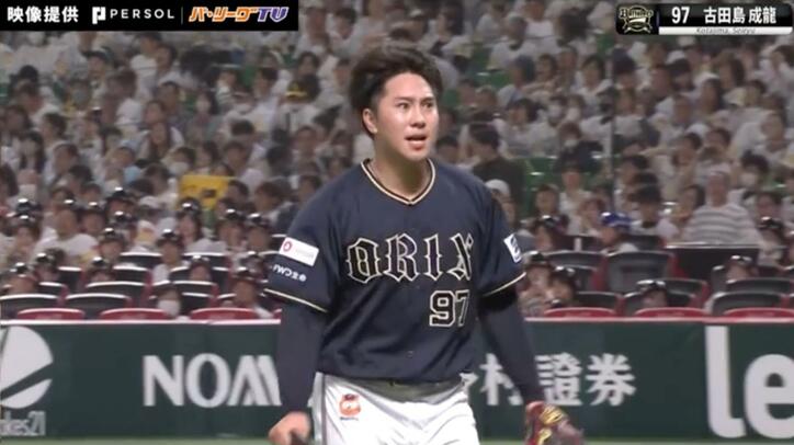 【写真・画像】球場騒然！2連続申告敬遠からロッテに“まさかの結末”　渾身のストレートがボール判定… 日本ハム・加藤豪将、劇的サヨナラ“押し出し四球”の瞬間 　1枚目