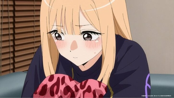 【写真・画像】海夢がお泊まりで“お誘い待ち”！恋する乙女全開の姿に「最高にキュン」 アニメ「着せ恋」22話　1枚目