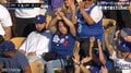 ドジャースの得点シーンで“大谷ファン”が狂喜乱舞! ノリノリダンスの観客席に中継も思わずツッコミ「クラブみたいですね」