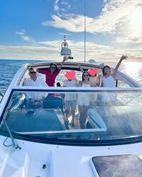 神田うの『Sunsetを見る新年会』