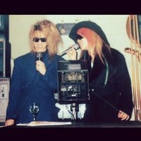 YOSHIKIオフィシャルブログ『今日はHIDEの命日』