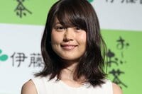 有村架純、眠ってしまいそうな姿が親友・高畑充希にそっくりと反響