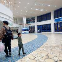 川崎希『子どもたちとショッピングモールへ♡』