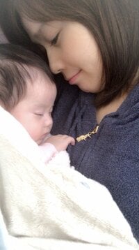 相沢まき、泣く泣く断乳し完全ミルクで育てる決断「娘に申し訳ない」