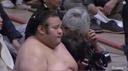 優勝が消えた貴景勝、悔し涙をこらえる 花田虎上氏は優勝予想の貴景勝の敗退に「“デス予想”って言われちゃう」