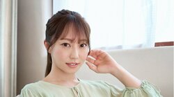 “おっとり癒し系レースクイーン”城戸ひなの、雰囲気一変の大人シチュエーショングラビア 「ヤンマガGリーグ！レースクイーン編」増刊号