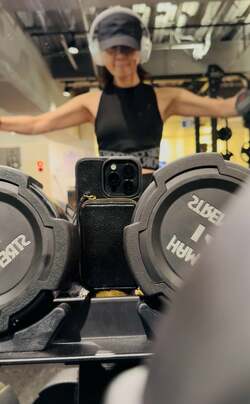 松居直美、トレーニング中に起きた“ハプニング”「自分が背景になっているなんて」