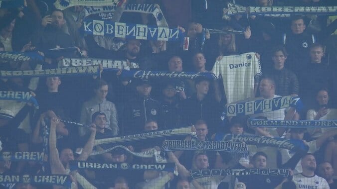 【映像】アンセム間違いに選手困惑→大ブーイング