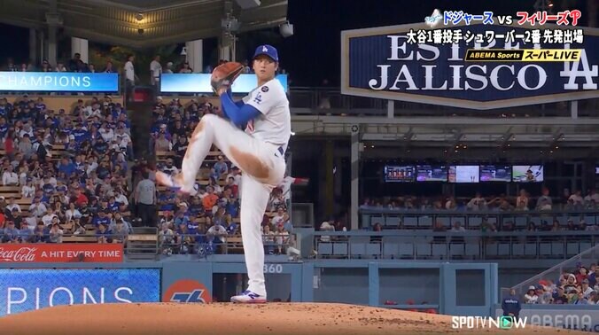 投手なのに泥だらけ！ 大谷翔平のユニに「穴が空いちゃいましたね」解説者も思わず言及 「少年野球とかしかない」異例場面に注目 3枚目